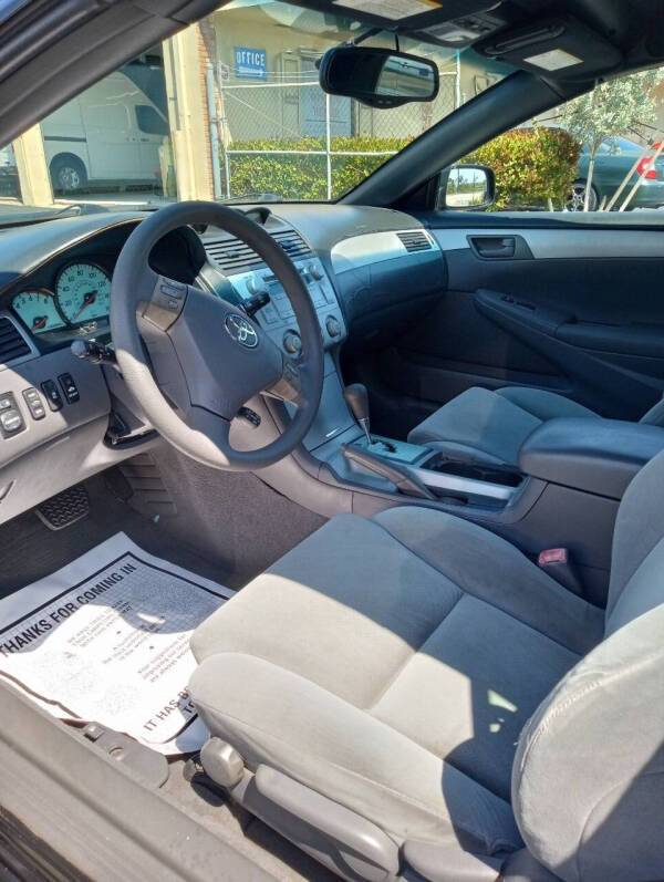 2004 Toyota Camry Solara SE V6