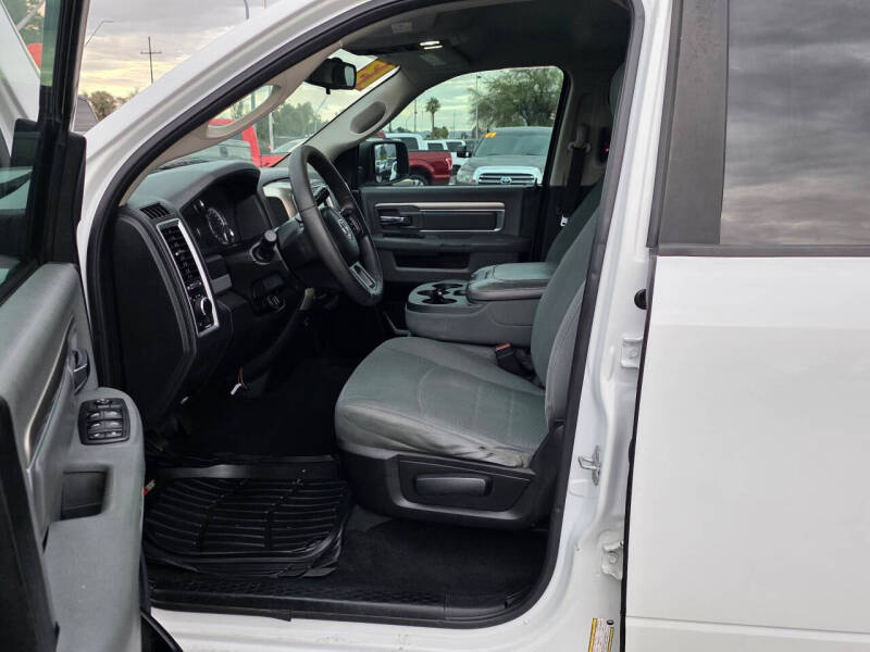 2013 RAM 1500 SLT