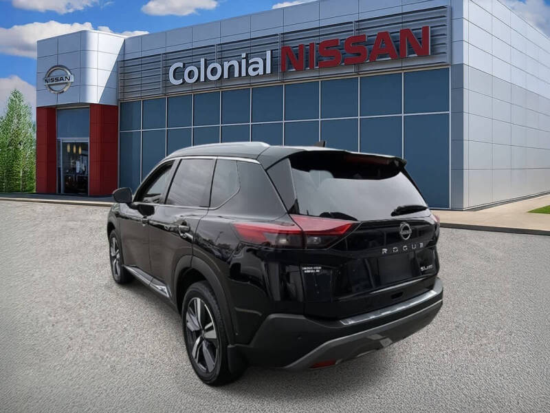 2022 Nissan Rogue SL