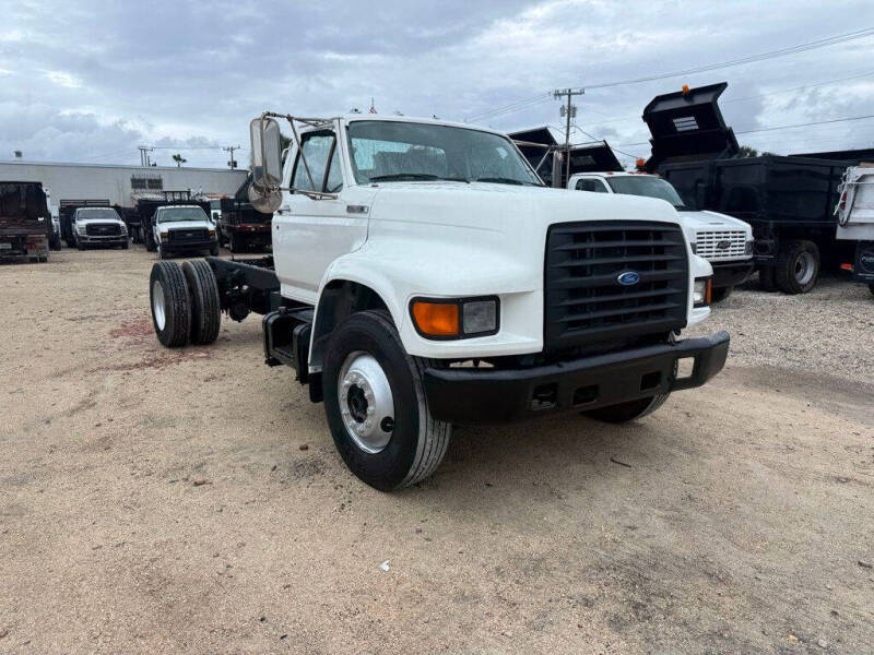 1996 Ford F-800