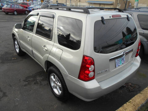 2005 Mazda Tribute s