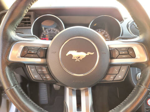 2015 Ford Mustang V6