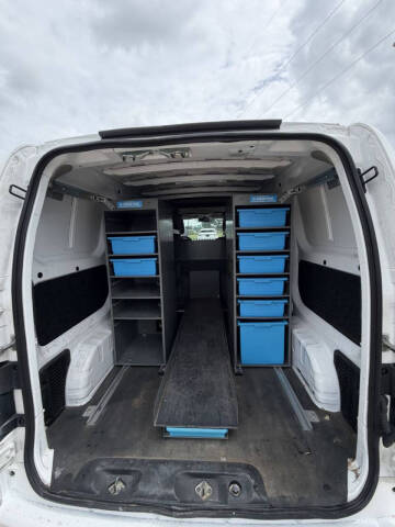 2017 Nissan NV200