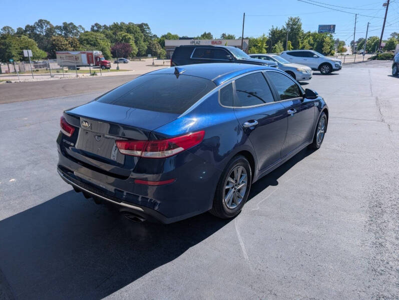 2019 Kia Optima LX