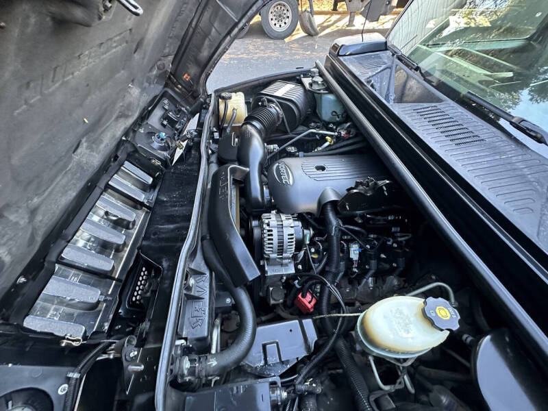 2004 HUMMER H2