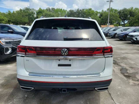 2024 Volkswagen Atlas SE