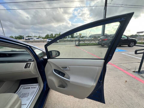 2011 Toyota Prius Two