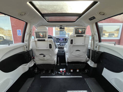 2019 Chrysler Pacifica Touring L Plus 35th Anniversary