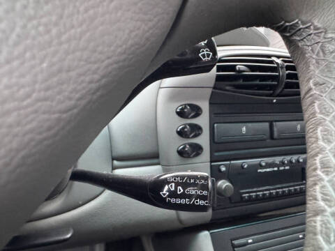 2001 Porsche 911 Carrera