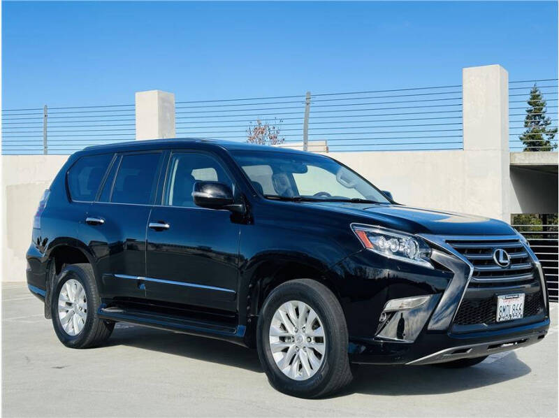 2019 Lexus GX PREMIUM photo 3