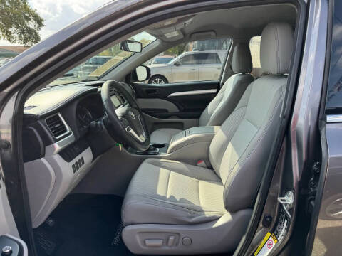 2015 Toyota Highlander