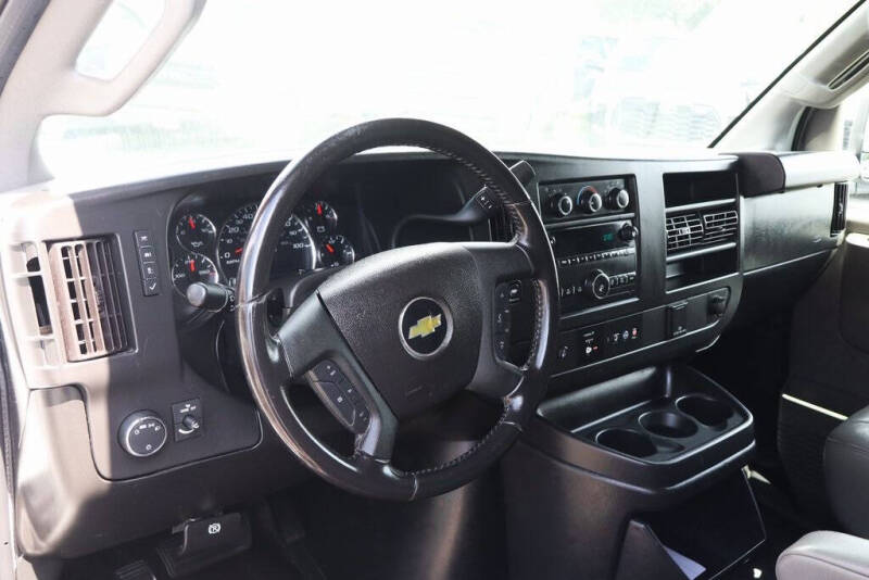 2020 Chevrolet Express 2500