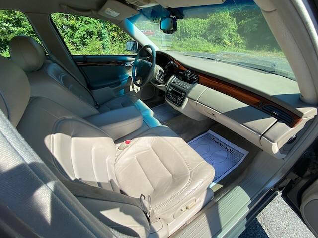 2003 Cadillac DeVille