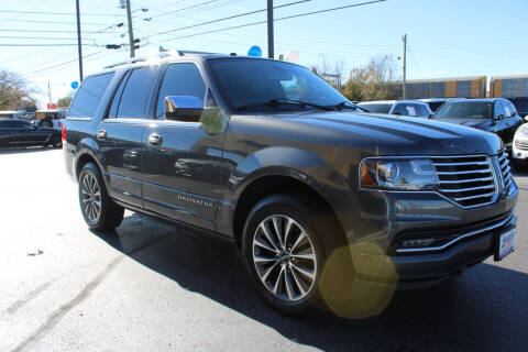 2017 Lincoln Navigator Select