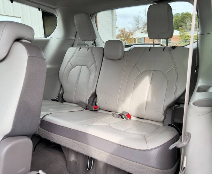 2017 Chrysler Pacifica Touring Plus