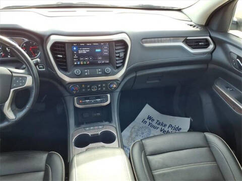 2022 GMC Acadia Denali