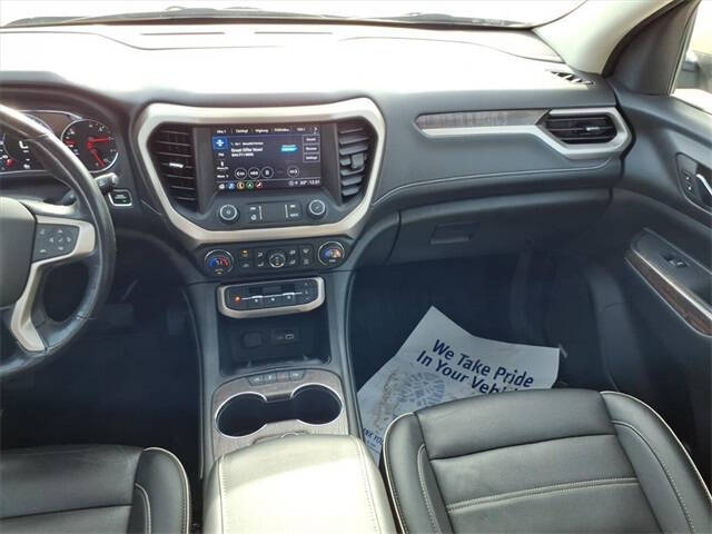 2022 GMC Acadia Denali