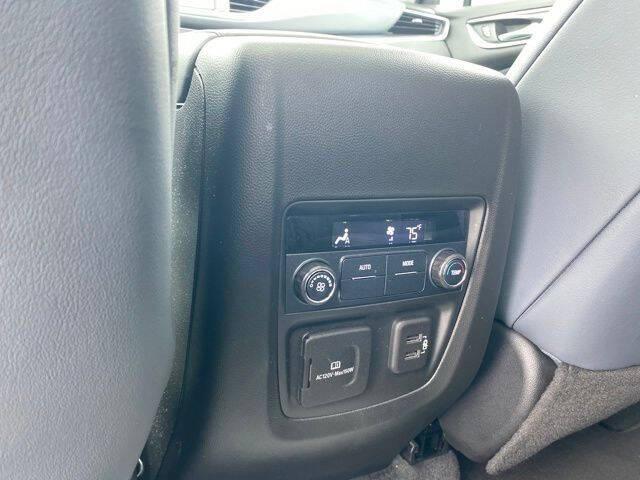 2020 Buick Enclave Essence