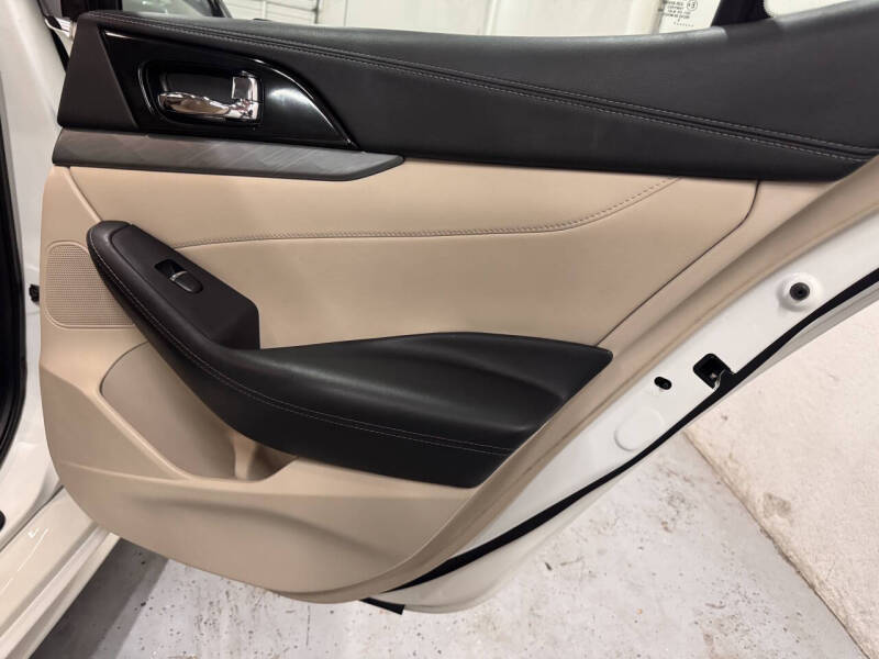 2017 Nissan Maxima 3.5 SV