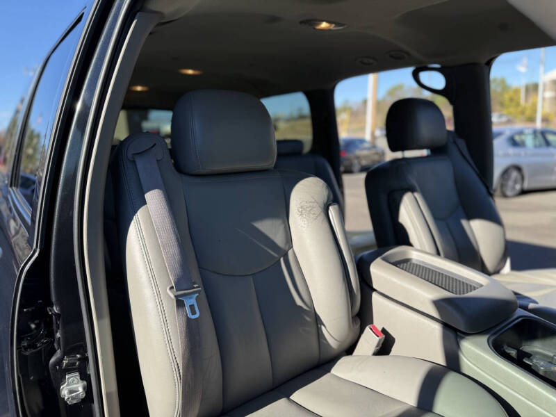 2004 GMC Yukon XL 1500 SLT