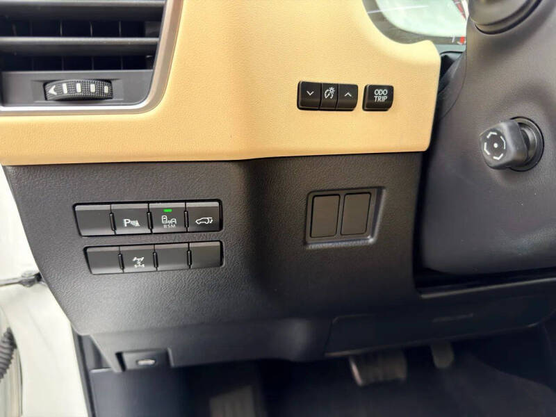 2017 Lexus NX 200t F SPORT