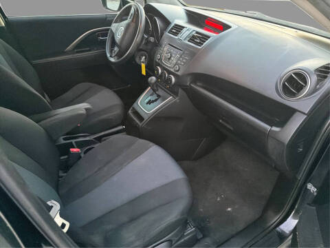2013 Mazda MAZDA5 Sport