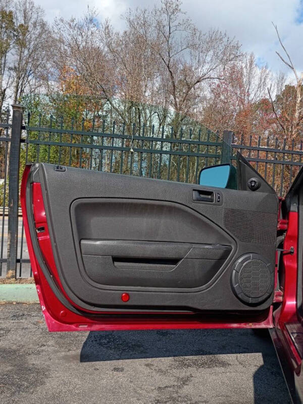 2006 Ford Mustang V6 Premium