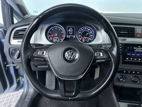 2015 Volkswagen Golf TSI SE