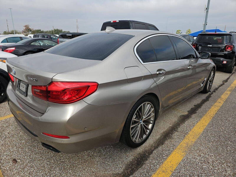 2017 BMW 5 Series 540i