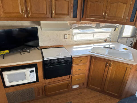 2003 Forest River Cherokee