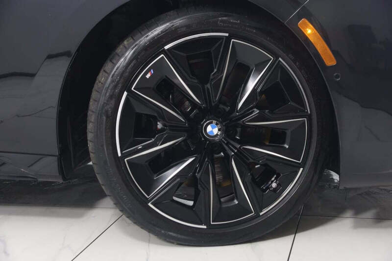 2023 BMW 7 Series 760i xDrive