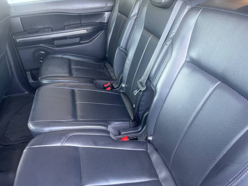 2024 Ford Expedition MAX XLT