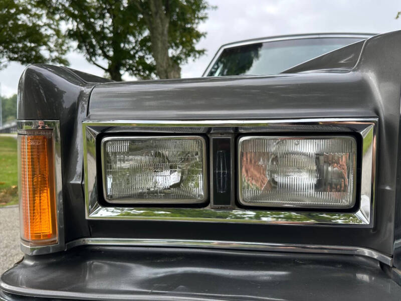 1989 Lincoln Town Car