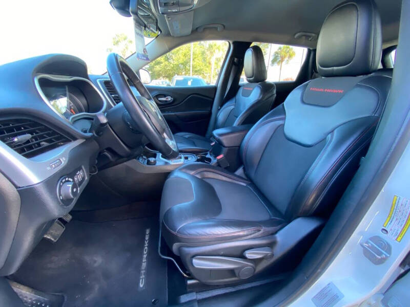 2017 Jeep Cherokee Trailhawk