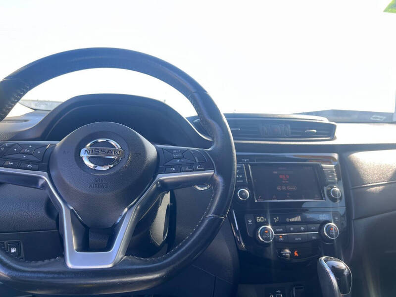 2019 Nissan Rogue S