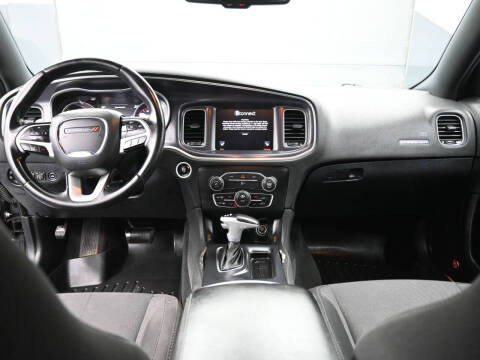 2015 Dodge Charger SXT