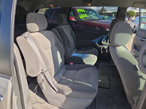 2007 Toyota Sienna LE 7-Passenger
