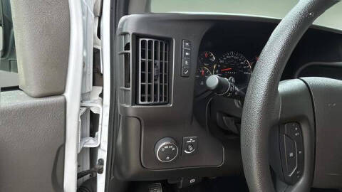 2024 GMC Savana 2500