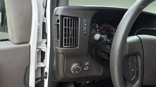 2024 GMC Savana 2500
