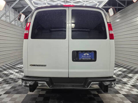 2021 Chevrolet Express 2500