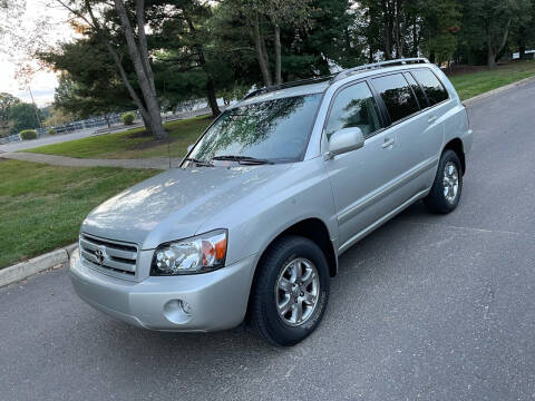 2004 Toyota Highlander for sale at Starz Auto Group in Delran NJ
