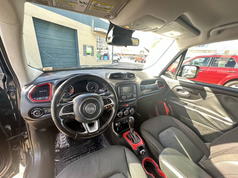 2017 Jeep Renegade Trailhawk