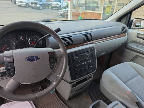 2004 Ford Freestar SEL