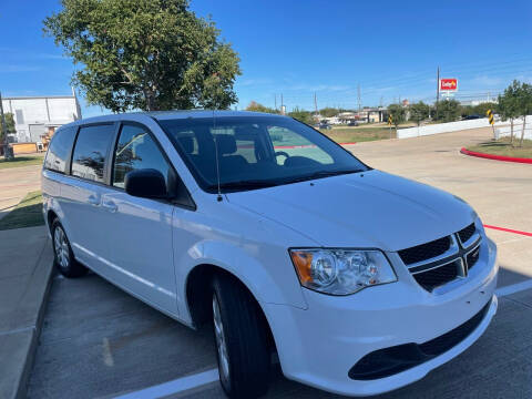 2018 Dodge Grand Caravan for sale at TWIN CITY MOTORS in Houston TX