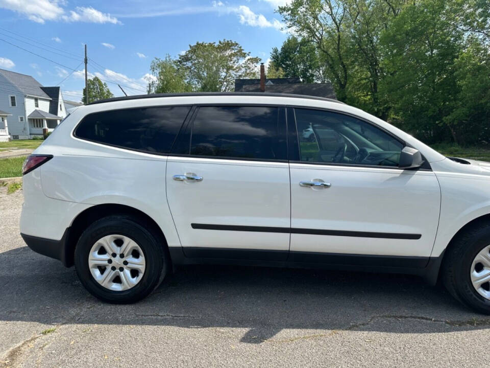 2013 Chevrolet Traverse for sale at SRL SAHER in Lorain, OH