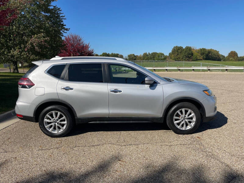 2018 Nissan Rogue null photo 6