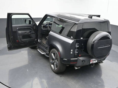 2023 Land Rover Defender 90 V8