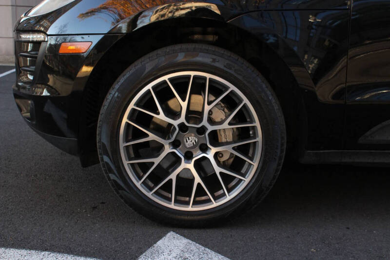 2016 Porsche Macan S