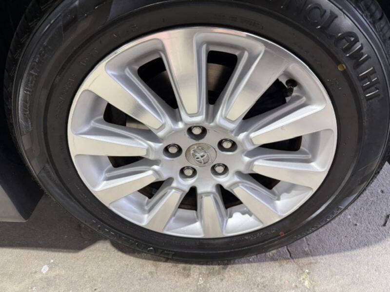 2012 Toyota Sienna Limited 7-Passenger