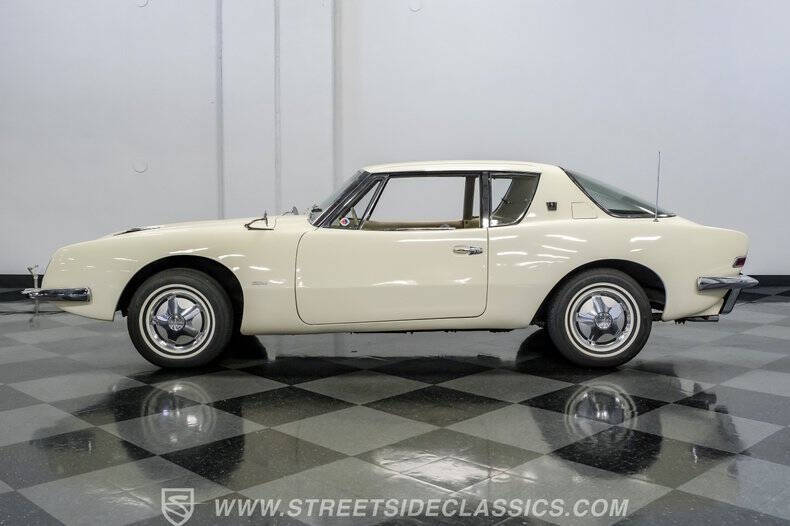 1963 Studebaker Avanti